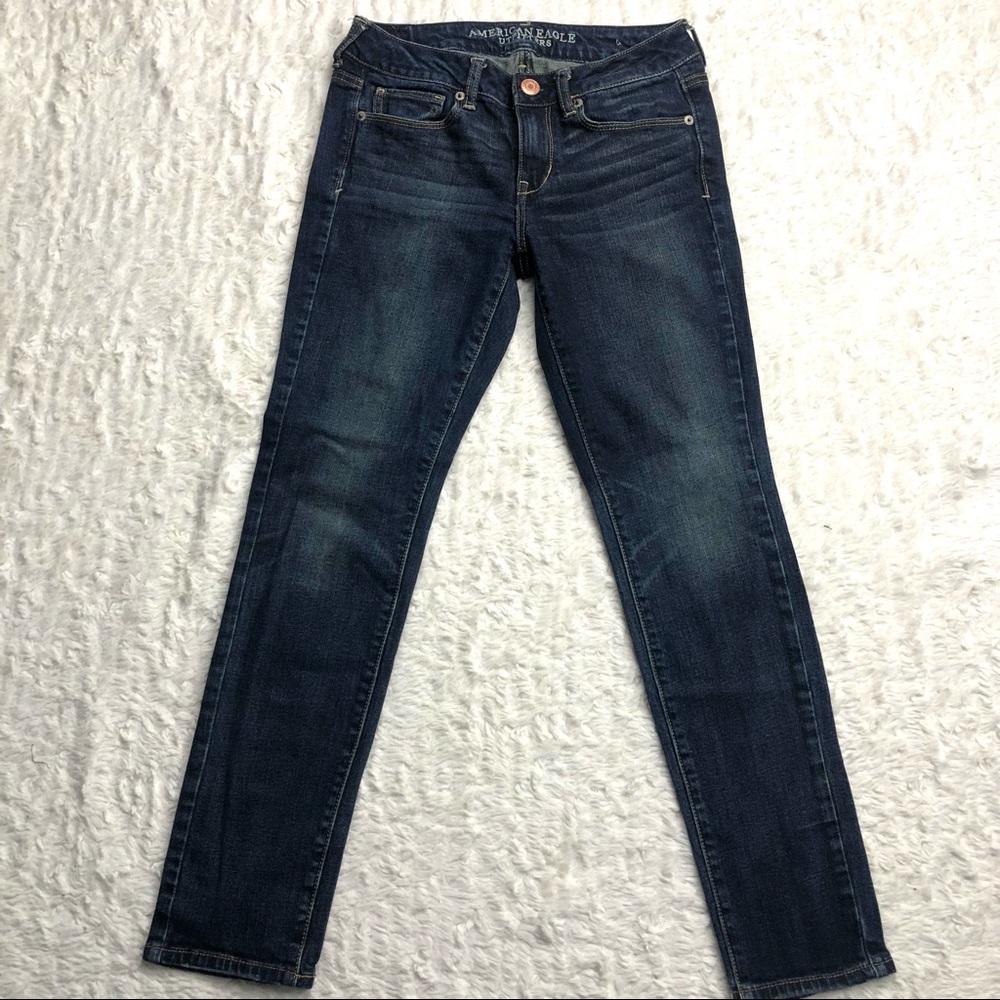 American Eagle Outfitters low rise Jeans Size 4